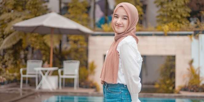 Menyulap Kemeja Panjang Jadi Pendek Agar Tampilan Lebih Rapi