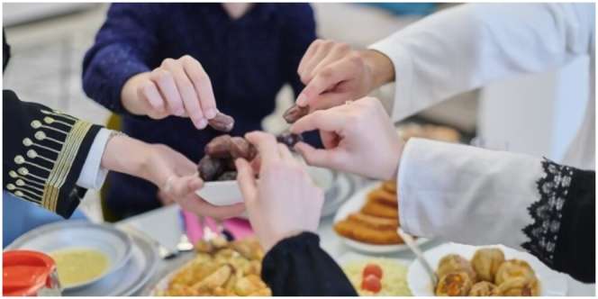 Bacaan Doa Berbuka Puasa Ramadan dan Artinya dari 3 Versi Beserta Amalan saat Buka Puasa