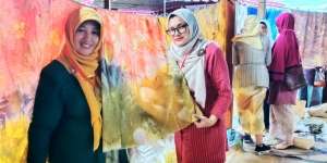 Mengenal Teknik Olah Kain Ecoprinting yang Bisa Dilakukan di Rumah Saja 