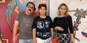 Manisnya Potret Keluarga Inul dan Adam yang Punya Anak Tunggal