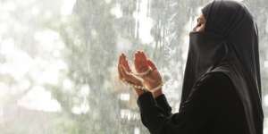 Doa Agar Hujan Berhenti Arab, Latin, dan Artinya
