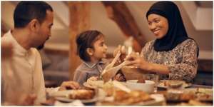 Bacaan Doa Makan Sahur, Fadhilah, dan Amalan-amalan yang Sebaiknya Dilakukan saat Sahur
