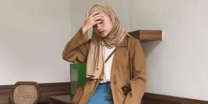 Inspirasi Tampilan Busana Hijab dengan Warna Bumi