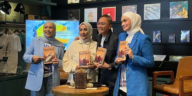 Dibikin Jadi Novel Oleh Kedua Putrinya, Zulkifli Hasan Berbekal Emas Ibu Saat Merantau ke Jakarta