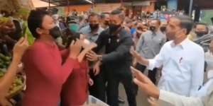 Pedagang Pasar Bogor Curhat ke Jokowi Sambil Nangis Histeris: Om Saya Ditangkap karena Nolak Pungli