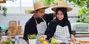 Diterpa Isu Punya Hubungan Spesial dengan Chika, Potret Harmonis Putra Siregar dan Septia yang Jarang Tersorot