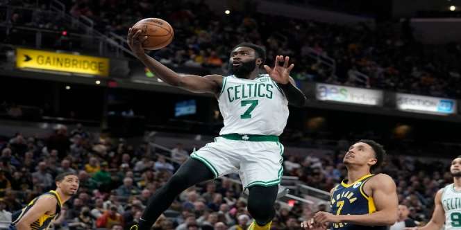 Pebasket Muslim NBA, Jaylen Brown Gagalkan Tembakan dan Cetak Skor Saat Puasa