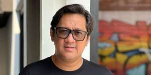 Beda! Cara Andre Taulany Bagi-bagi THR Buat Karyawan