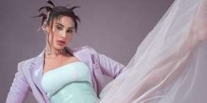 Ribut dengan Haters di Medsos, Nora Alexandra Akui Telah Pindah Agama