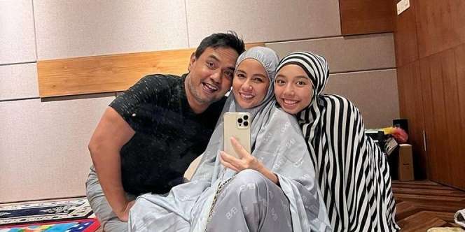 Suasana Hangat Itikaf di Rumah Keluarga Meisya dan Bebi