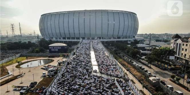 Potret Sholat Idul Fitri Pertama di Jakarta International Stadium Setelah 13 Tahun Penantian
