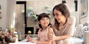 Gaya Kompak Gisel dan Gempita Mudik Lebaran di Cimahi
