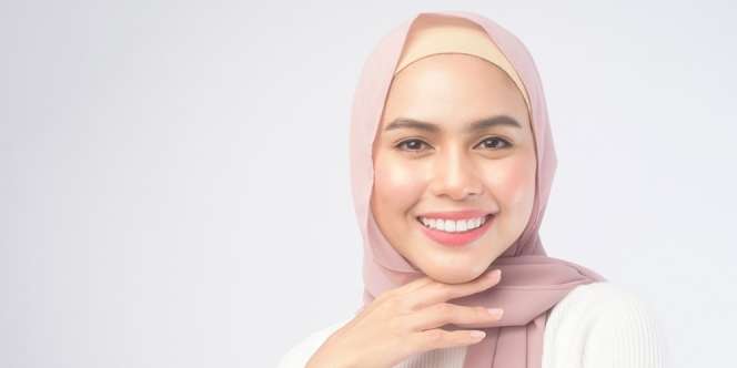 5 Trik Makeup bagi Pemilik Kulit Berminyak agar Awet Seharian