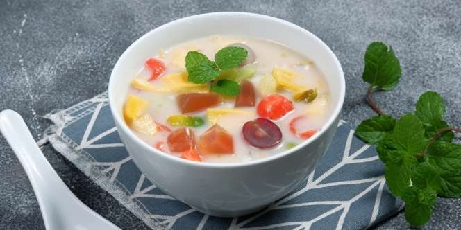 Say Goodbye Makanan Bersantan, Saatnya Nikmati Kembali Segarnya Dessert Olahan Buah di Surabaya