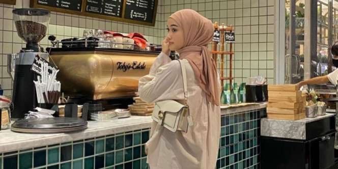 Style Hijabers untuk Kongko Usai Ngantor