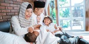 10 Ayat-Ayat Pendek tentang Cinta dan Kasih Sayang di Al-Quran
