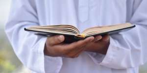 Makna di Balik Surat An Nisa Ayat 59, Al-Quran dan Hadist Sebagai Pedoman dari Segala Persoalan