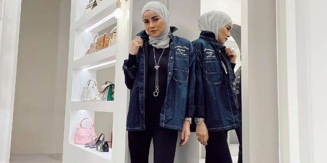 'Casual Look' Olla Ramlan, Simpel Bak Anak Muda