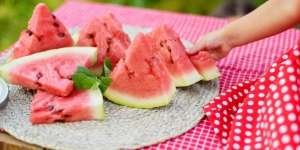 Penting, Jangan Simpan Semangka di Lemari Es