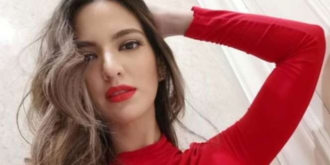 Pakai Kaos Oversize & Celana Gombrong, Nia Ramadhani Dijuluki Lisa Blackpink Versi Mommy-Mommy