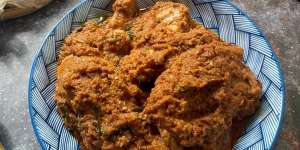 Nikmatnya Sajian Rendang Ayam, Tak Kalah dengan Daging Sapi