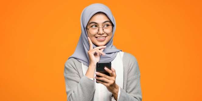 Baca Ucapan Salam di WhatsApp Grup, Berdosakah Bila Tak Ikut Menjawab?