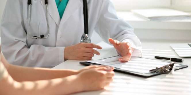 Dokter Gadungan Jual Tongkat Bekas Lolipop, Diklaim Bisa Cegah Hamil