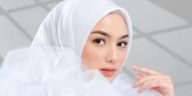 Pakai Jam Tangan Ratusan Juta, Lihat Gaya Mewah Citra Kirana