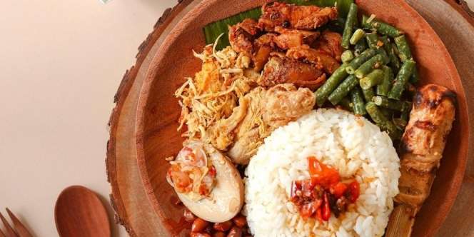 Rekomendasi Nasi Campur Bali yang Enak di Jakarta, Komplet Seperti Aslinya