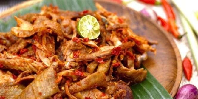 Enaknya Ayam Klungkung Khas Bali, Pilihan Sajian Makan Siang yang Mantap 