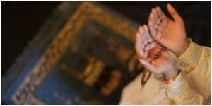 Doa-Doa Harian dari Al-Quran yang Bermanfaat untuk Diamalkan Sehari-hari
