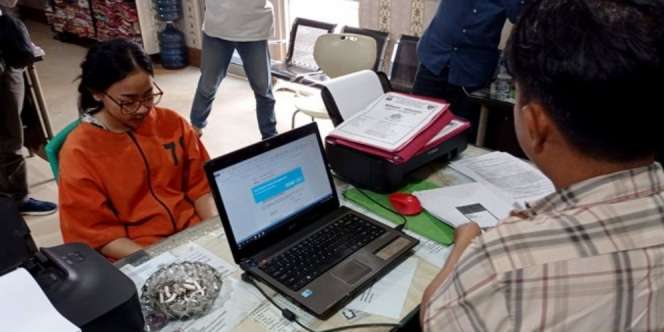 Ngaku Kepepet, Penjual Pempek Tilep Rp1,2 Miliar Uang Investor