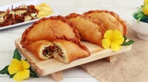 Serupa Pastel Bentuknya, Di Sini Tempatnya Panada Khas Manado yang Enak di Jakarta