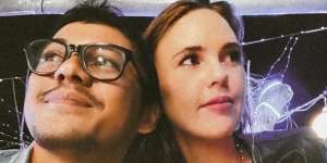 2 Tahun Berlalu, Ini Potret Mayky Wongkar Suami Mendiang Ria Irawan yang Kini Punya Pacar Baru Bule Cantik