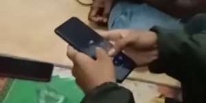 Pria Ini Punya Password HP Super Rumit dan Panjang, Warganet: Ada Rahasia Negara