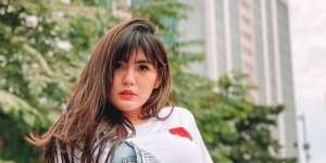 Ungkapan Pilu Angela Lee yang Dikabarkan Telah Bercerai: `Inilah Akhir Kisah Kita`