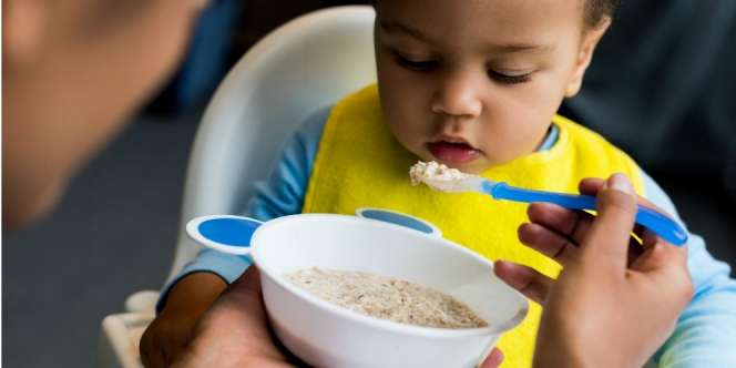 Makanan Bayi Boleh Dihangatkan, Pastikan Caranya Aman