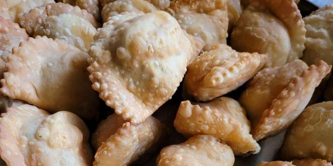 Jadi Primadona di Malang, Lezatnya Pastel Mak Lien Wajib Banget Dicoba