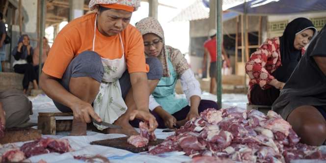MUI Bolehkan Distribusi Daging Kurban ke Daerah yang Membutuhkan Meski Ada Kebijakan Karantina Akibat PMK