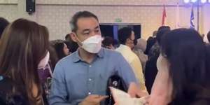 Masih Ingat Yusuf Subrata Mantan Suami Cut Tary? Begini Kabarnya Usai Bercerai, Rambut Putih dan Wajah Tampan Bikin Salfok!