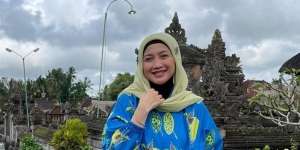 Desy Ratnasari Blak-blakan Soal Hubungan dengan Nassar: `Maaf Gue jadi Kejar-Kejar Lo`