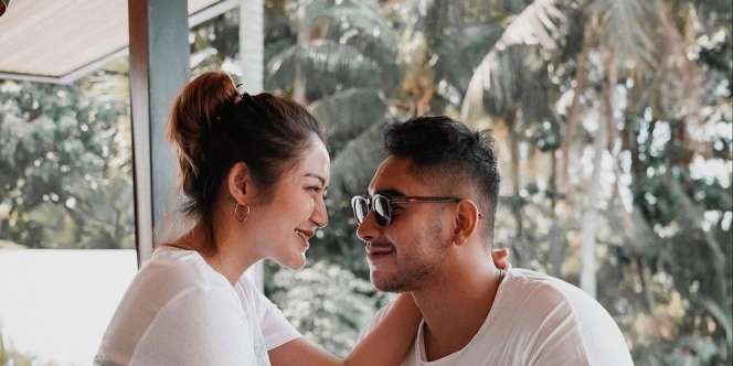 Unggahan Foto Suami Siti Badriah Bikin Riuh: 'Banjir'