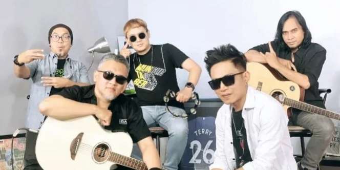 NGOBRAS: Lagu 'Rasa', Warna Baru Elkasih Reborn 