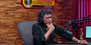 Suara Rhoma Irama Jadi Lucu usai Sedot Balon Helium, Deddy Corbuzier sampai Dilempar Balon sama Si Raja Dangdut