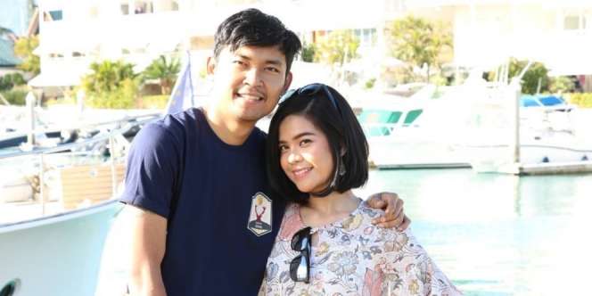 10 Tahun Menikah Belum Dikaruniai Momongan, Intip Potret Sinta 'Keong Racun' bersama Suami yang Jarang Tersorot