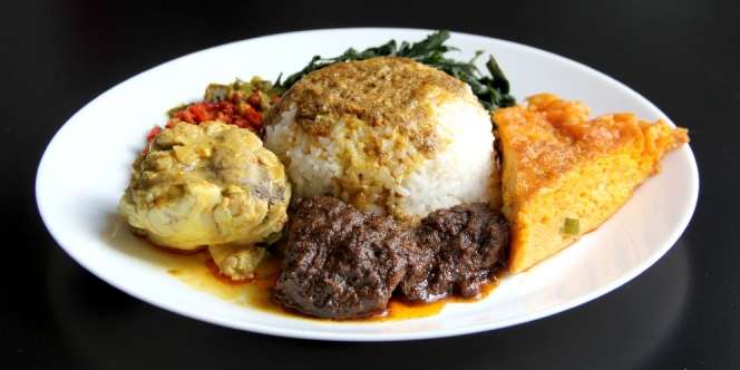 Heboh Rendang Babi, Gubernur Sumbar Usul IKM Bikin Stiker Untuk Bedakan Restoran Padang Asli