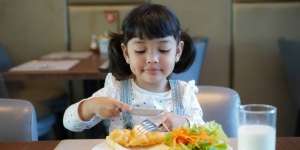 Si Kecil Sulit Naik Berat Badan Bun? Mungkin Ini Sebabnya