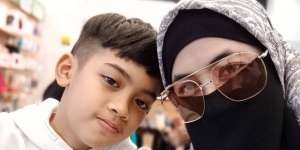 Bikin Ngilu! Jari Dijahit, Wajah Putra Umi Pipik Disorot