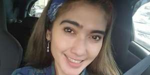 Masih Revi Mariska Artis Drama Kolosal? Nasibnya Berubah Drastis, Kini Ngamen: 'Kenapa Emangnya?'