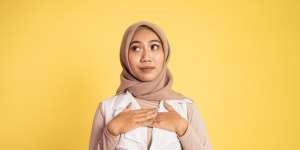 4 Penyebab Jerawat Sering Muncul di Dada